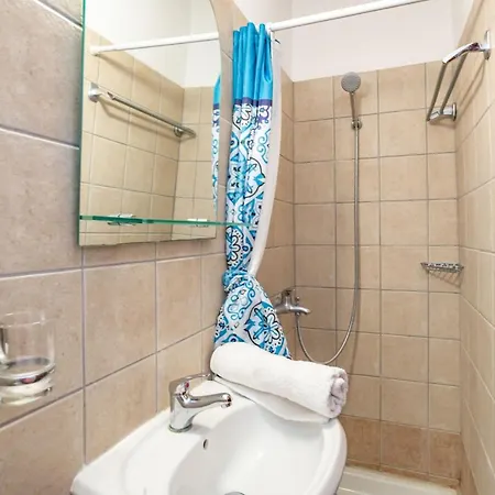 Lovely With Shared Pool Aspro Chorio