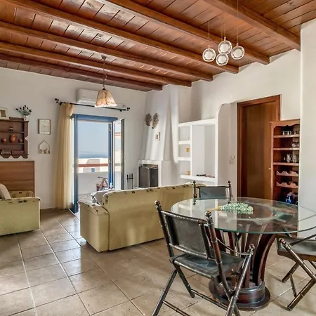 Lovely With Shared Pool Appartement *